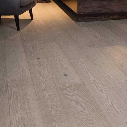 Mirage Sweet Memories Red Oak Character Treasure